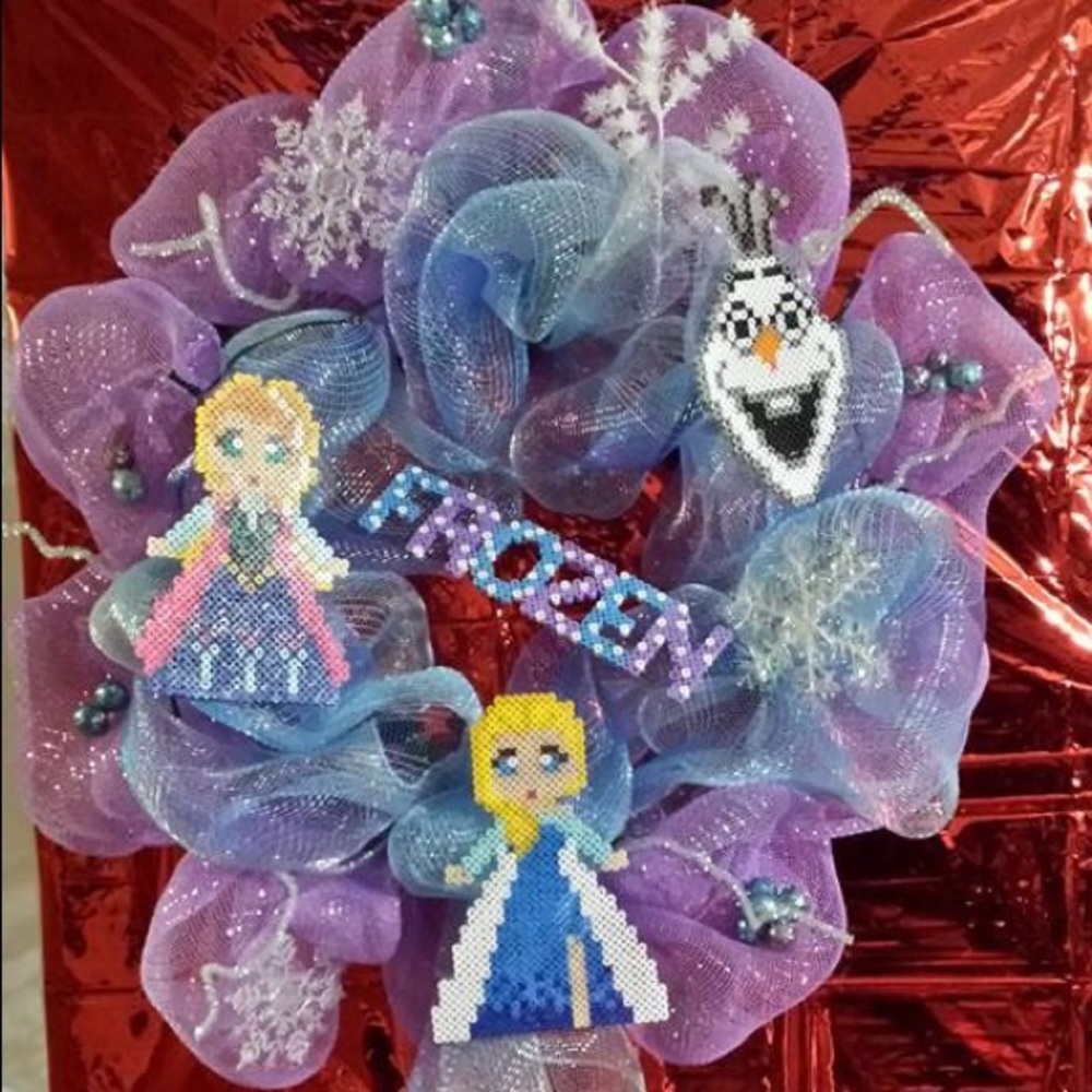 Disney FROZEN Wreath 💙💜 !!!